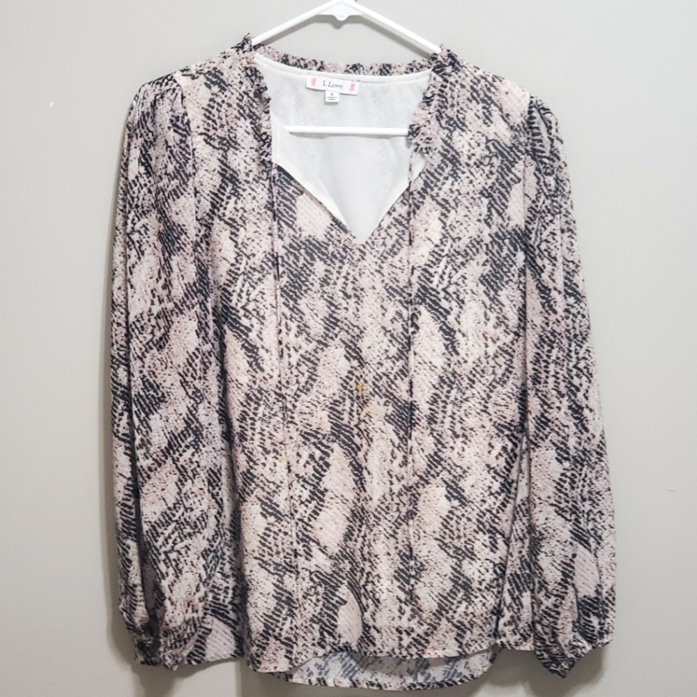 L Love snake print top